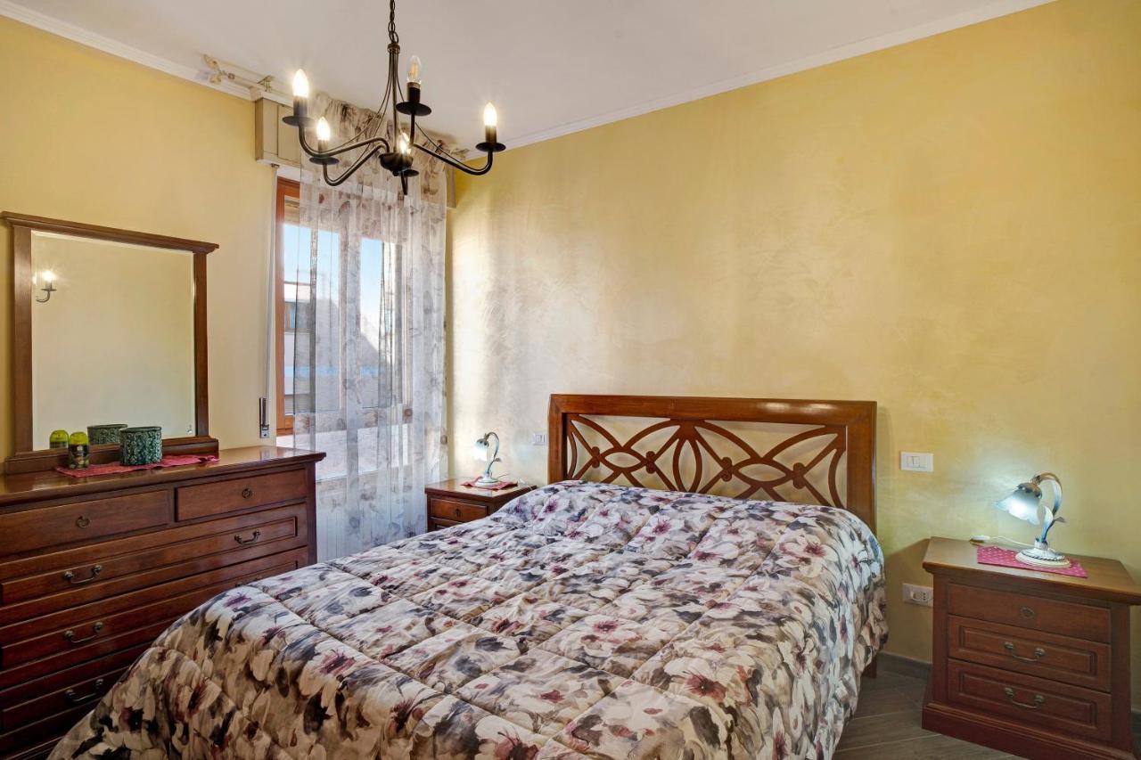 Apartamento Casa Laura Elena San Bartolomeo Al Mare Exterior foto
